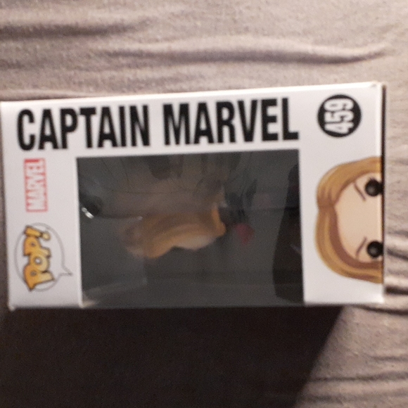 unopened Captain Marvel Funko pop - Picture 2 of 4